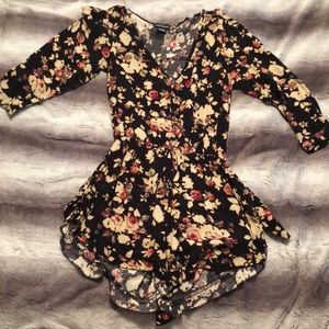 Wet seal romper